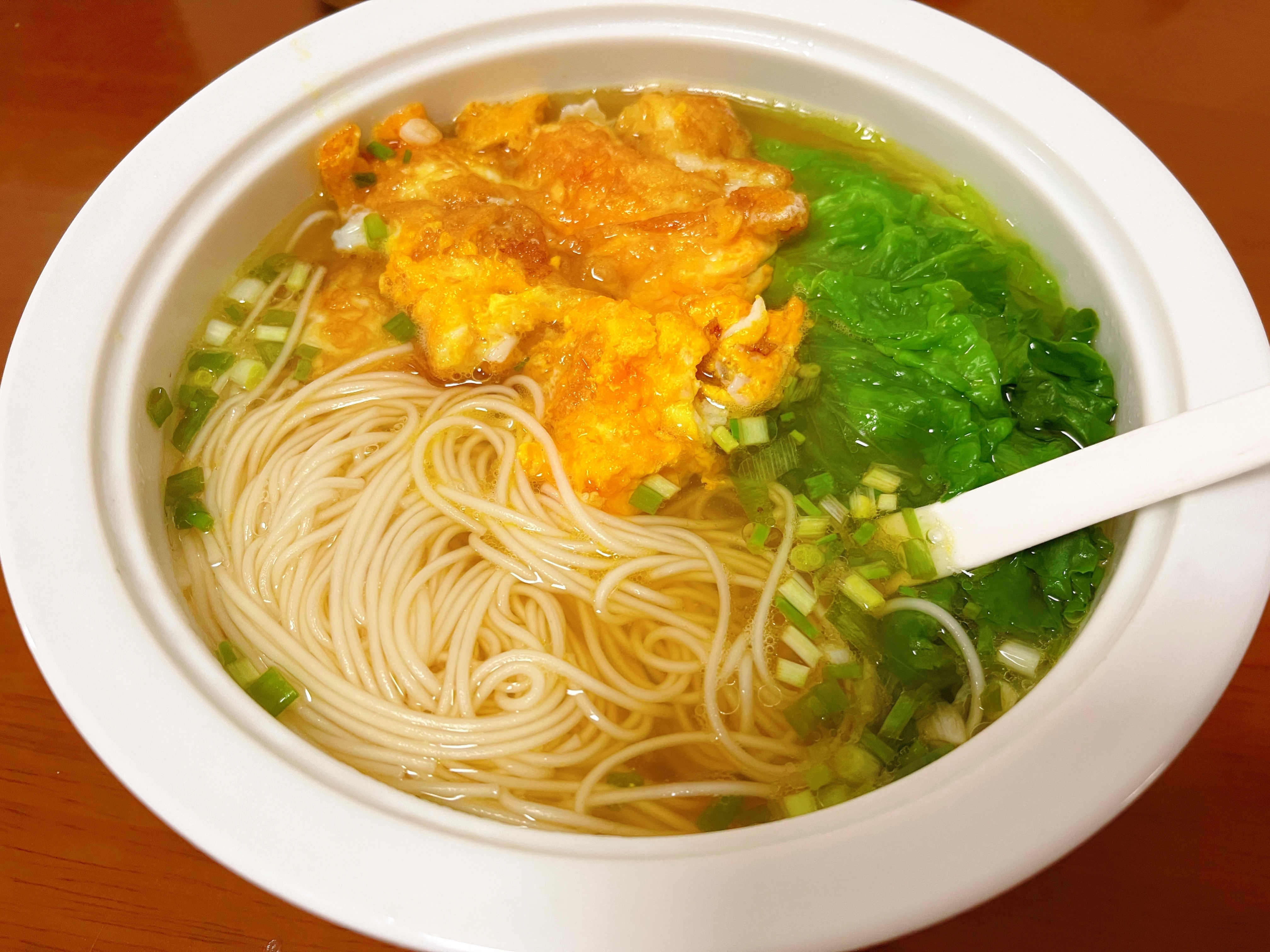 给孩子爸爸做碗夜宵鸡蛋面